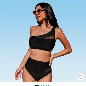 Cupshe Black One-Shoulder Bikini